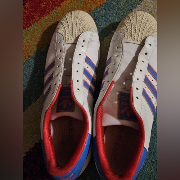 Adidas sneakers - Picture 1 of 5